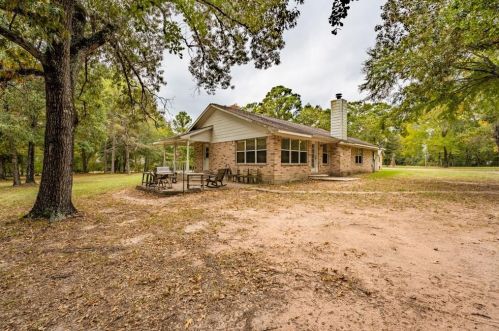 5291 Fm 1374 Rd, Huntsville, TX 77340-0607