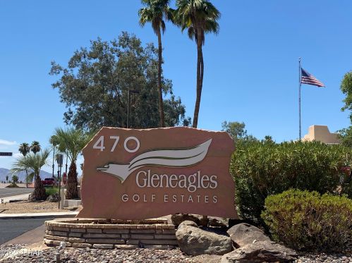 1041 Montrose Dr, Lake Havasu City, AZ 86406-7785