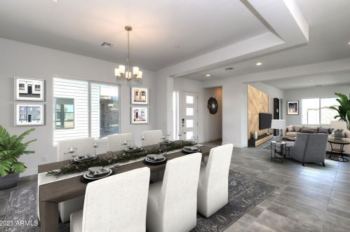 9411 13th Way, Phoenix, AZ 85042-7975