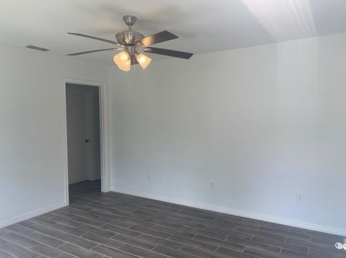 4420 Lubbock Ave, Fort Worth, TX 76115-1907