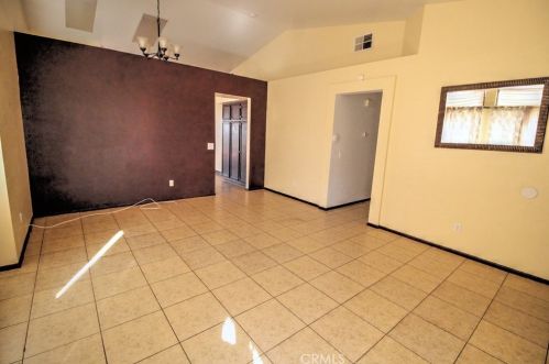 13630 Cordelia Way, Victorville, CA 92392-6363