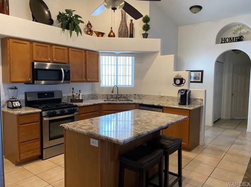 2407 Palo Verde Dr, Mohave Valley, AZ 86440-9395