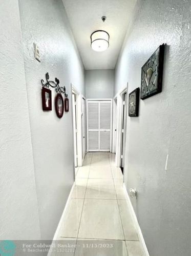 4435 160th Ave, Hollywood, FL 33027-5731