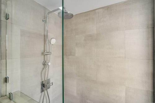 5797 Menorca Dr, San Diego CA  92124-1105 exterior