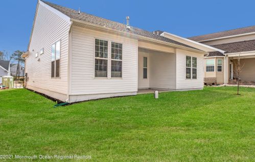 53 Ambermist Way, Lacey NJ  08731 exterior