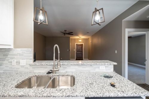 2904 Washington St, Denison TX  75020-1332 exterior