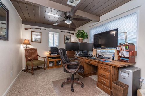 616 Q St, Rio Linda CA  95673-1427 exterior