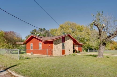 706 Scenic Dr, Georgetown TX  78626-5435 exterior