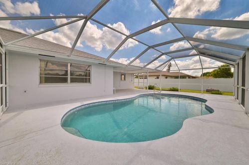 1541 Canal St, Lehigh Acres, FL 33936-5366