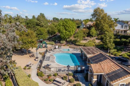 30058 Laurel Creek Dr, Temecula CA  92591-3617 exterior