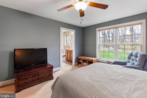 77 Midway Farms Ln, Lancaster PA  17602-2671 exterior