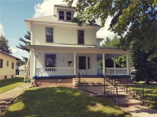 1131 Perkins St, Rushville, IN 46173-1264