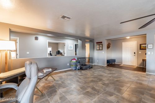 7498 Giachery Ave, Tucson AZ  85747-5613 exterior