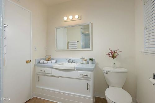 3608 El Caminito, Glendale CA 91214-1713 exterior