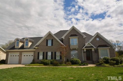 3082 Heritage Ln, Burlington, NC 27215-9074