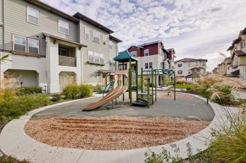 2036 Berryessa Rd, San Jose, CA 95133-3210