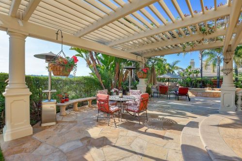 5902 Country Clb Pkwy, San Jose CA  95138-2301 exterior