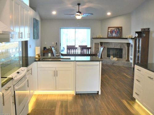 3215 5th Ave, Naples, FL 34117-4101