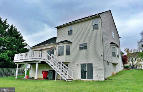 123 Posting Way, Charles Town WV  25414-9327 exterior