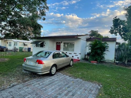 6510 18th St, Hollywood, FL 33023-2111
