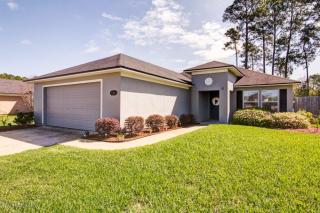 2310 Eisner Dr, Jacksonville, FL 32218-8835