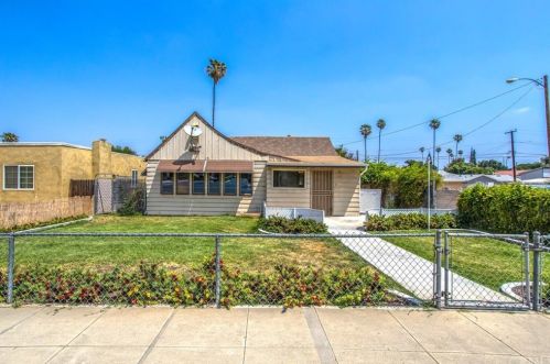 2005 Marlborough Ave, Riverside, CA 92507-2039