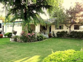 604 Partridge Ave, Bakersfield, CA 93309-1331