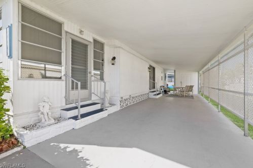 26060 Kings Rd, Bonita Springs, FL 34135-6558