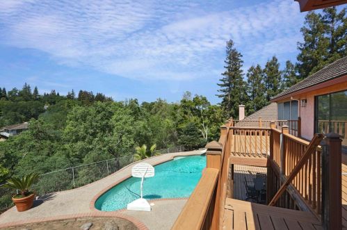 11331 Scarlet Oak Dr, Valley Home CA  95361-9542 exterior