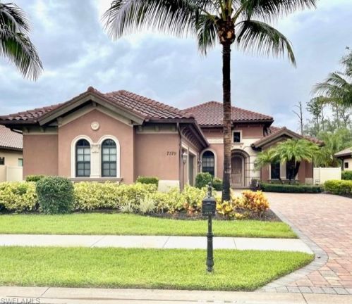 7379 Acorn Way, Naples, FL 34119-9611