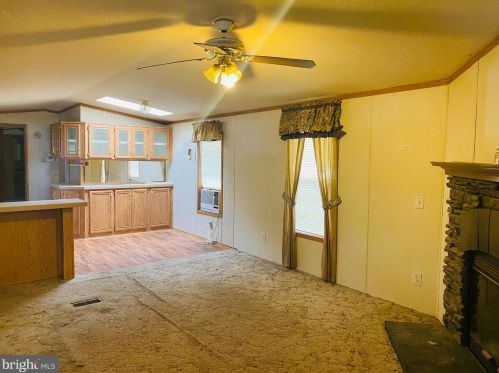 655 Lilac Dr, Smithville PA  17560-9686 exterior