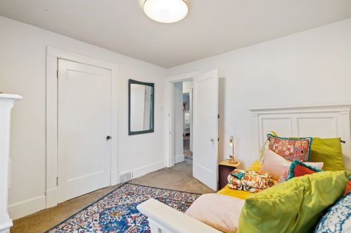 87 16 St, Ambridge PA 15003-1911 exterior