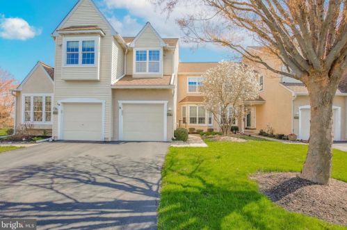 451 Country Club Dr, Lansdale, PA 19446-1464