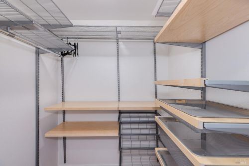 1570 Wright St, Santa Rosa CA  95404-2928 exterior