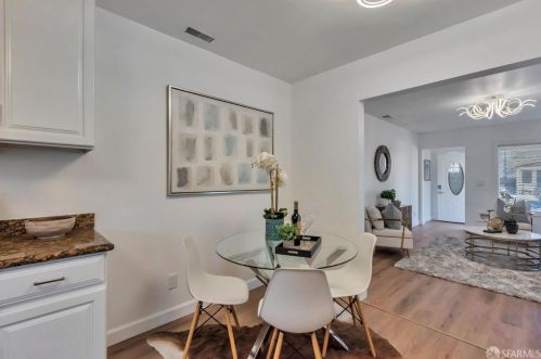 1244 106th Ave, Oakland CA  94603-3814 exterior