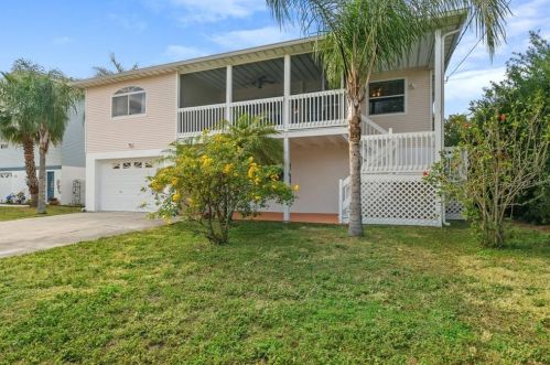 13925 Sommers Ave, Port Richey, FL 34667-1349