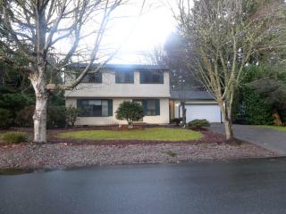 4821 Donovan Dr, Olympia, WA 98501-4872