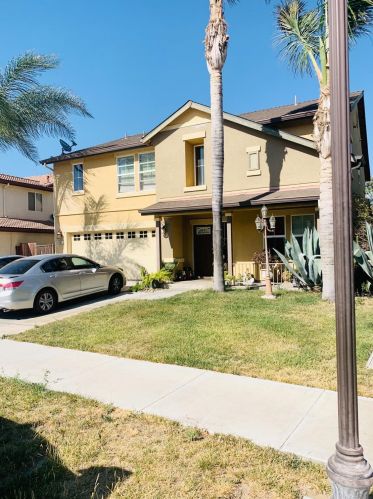 2567 Rock Creek Dr, Los Banos, CA 93635-8828
