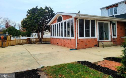 20 Kendall Blvd, Camden NJ  08107-1512 exterior