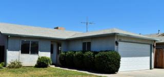 3907 Sweepstakes Dr, Riverbank, CA 95367-3145