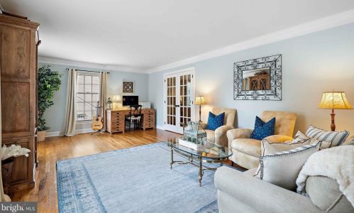 106 Longfields Way, Downingtown PA  19335-4486 exterior