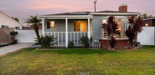 54 Mountain View St, Long Beach, CA 90805-5833