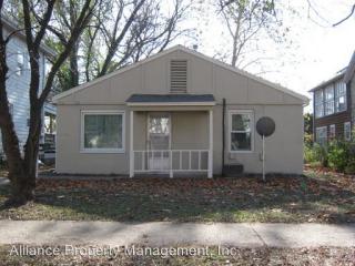 513 Fremont St, Manhattan KS  66502-5817 exterior
