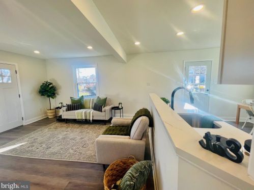 2036 Clearview Ave, Norristown PA  19403-2804 exterior