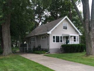 416 Dulton Dr, Toledo, OH 43615-5109