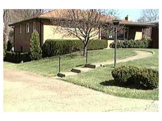 405 Revere Dr, Monroeville, PA 15146-1311