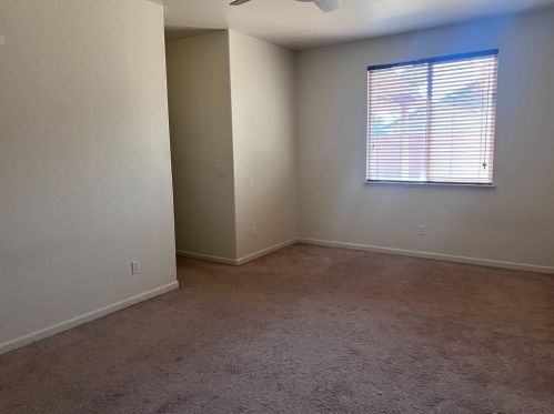 6675 Bruins Ct, Winton CA  95388-9671 exterior