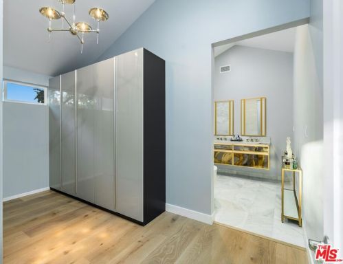 4552 Ethel Ave, North Hollywood CA  91605-4703 exterior