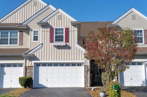 2924 Green Ct, Easton, PA 18040-7229
