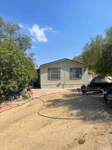 25760 El Toro Rd, Lake Elsinore, CA 92532-7365